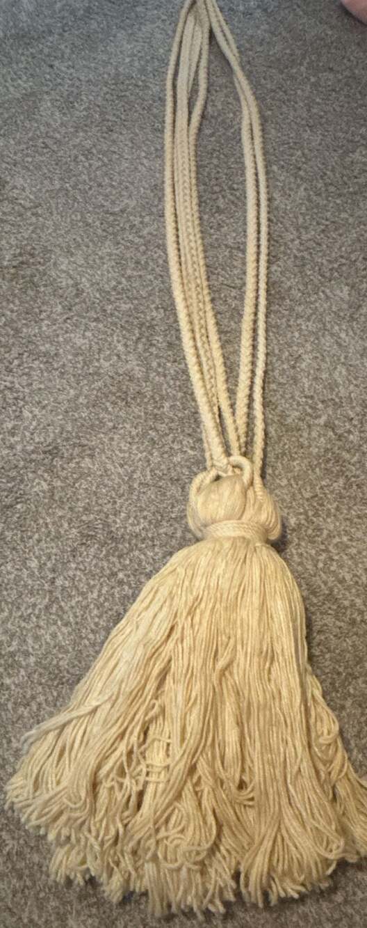Lot of 4  Plant Hanger with Tassel - Picture 2 of 6